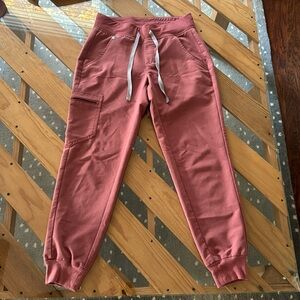 Figs mauve scrub jogger style pants